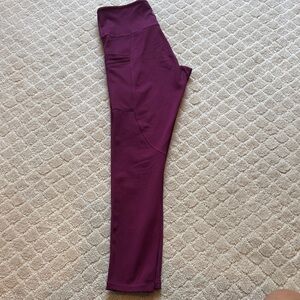 Burgundy lLeggings-side pockets